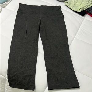 Lululemon capris